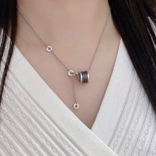 ITAILI BVIGARI慈善款小红人小蛮腰项链黑陶瓷铆钉男女锁骨链七夕