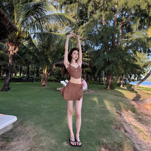 2025新款 复古美拉德色系比基尼分体泳衣女小胸性感纯欲显瘦泡温泉