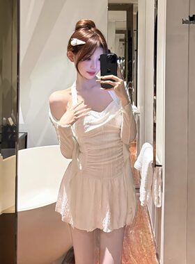 2025新款连体裙式泳衣女小胸聚拢