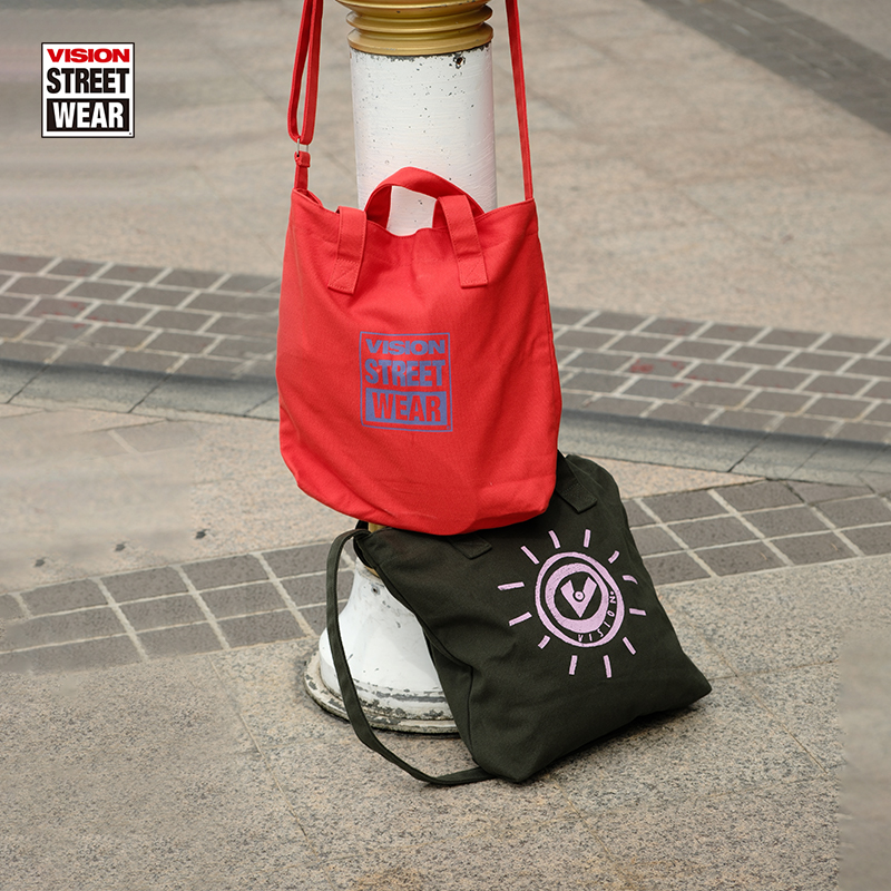 VISION美式双肩包