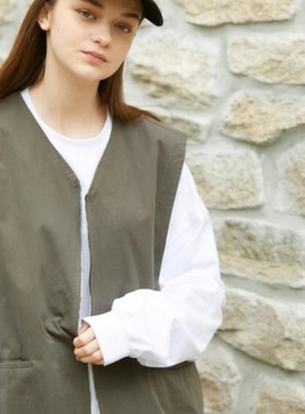 D06043日单新款客供料简洁V领拉链宽松好搭配女纯棉休闲工装马夹