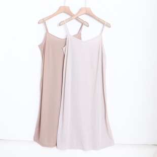 D15025日单贵牌新款客供V领套头微宽松打底内衬裙女可调节吊带裙