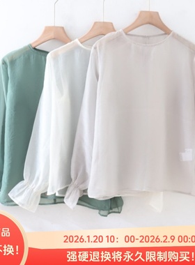 B050114日单新款甜美日系圆领套头宽松女纯色透视松紧喇叭袖衬衫