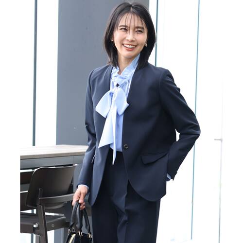 A09012日单新款9900日元单粒扣V领微宽松女纯色气质通勤西装外套