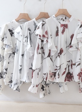 C09092日单新款后纽扣圆领套头微宽松女甜美气质印花喇叭袖衬衫