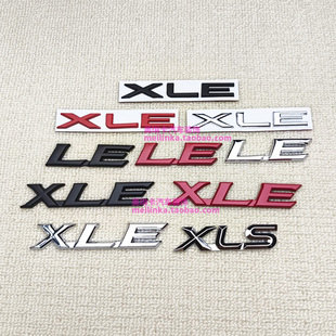 适用于丰田塞纳亚洲龙凯美瑞LE英文标XLE贴标XLS后备箱尾标排量标