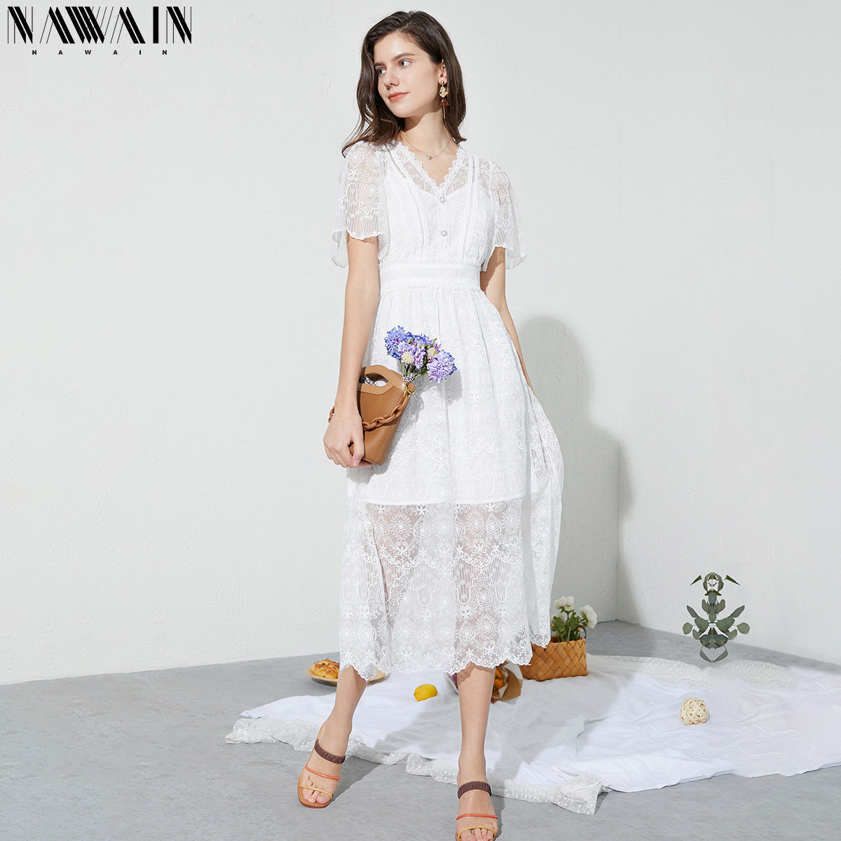 纳纹纯色蕾丝长款连衣裙2020夏新品气质修身高腰显瘦白色粉色长裙