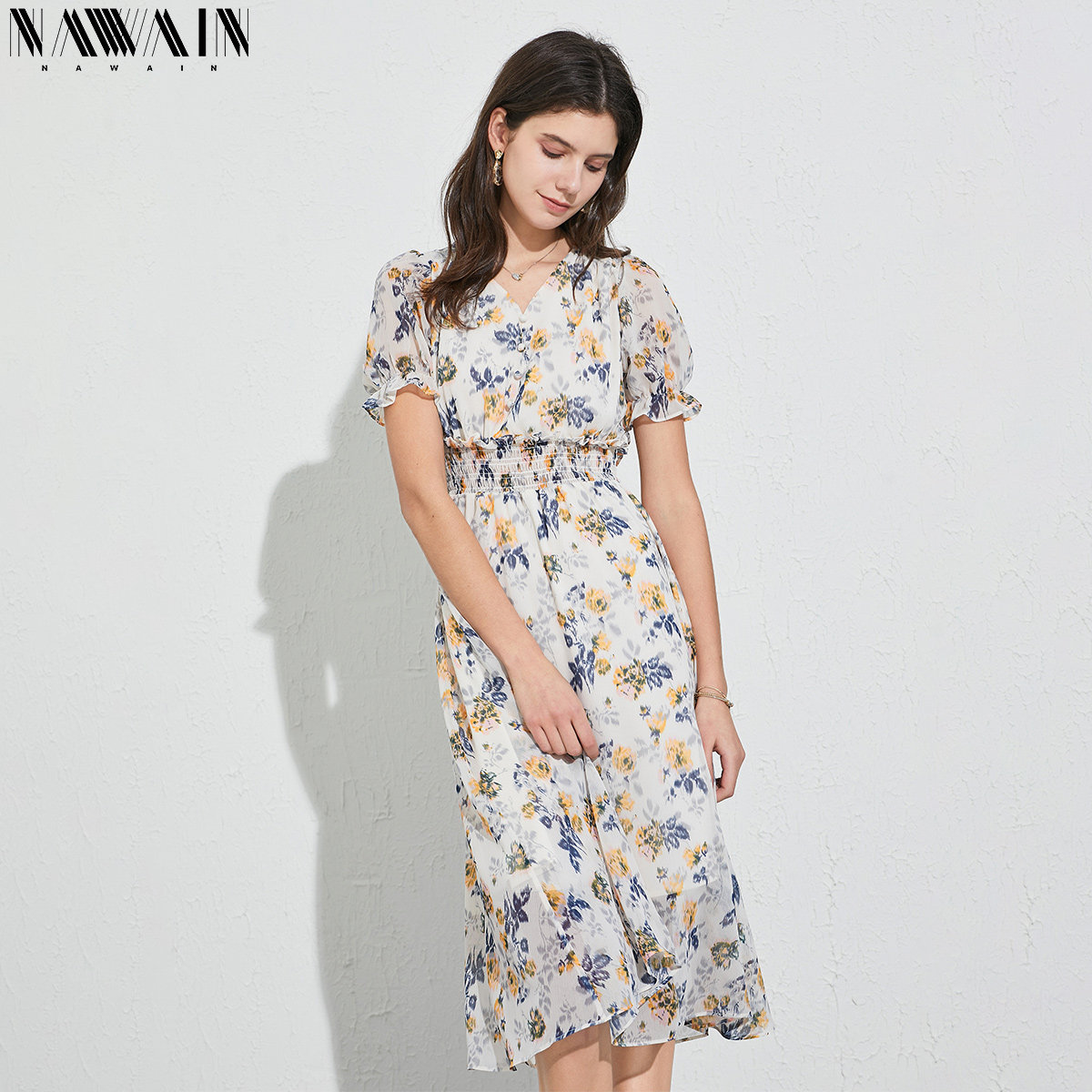 纳纹法式复古雪纺碎花连衣裙女夏款2020新品v领短袖收腰显瘦长裙