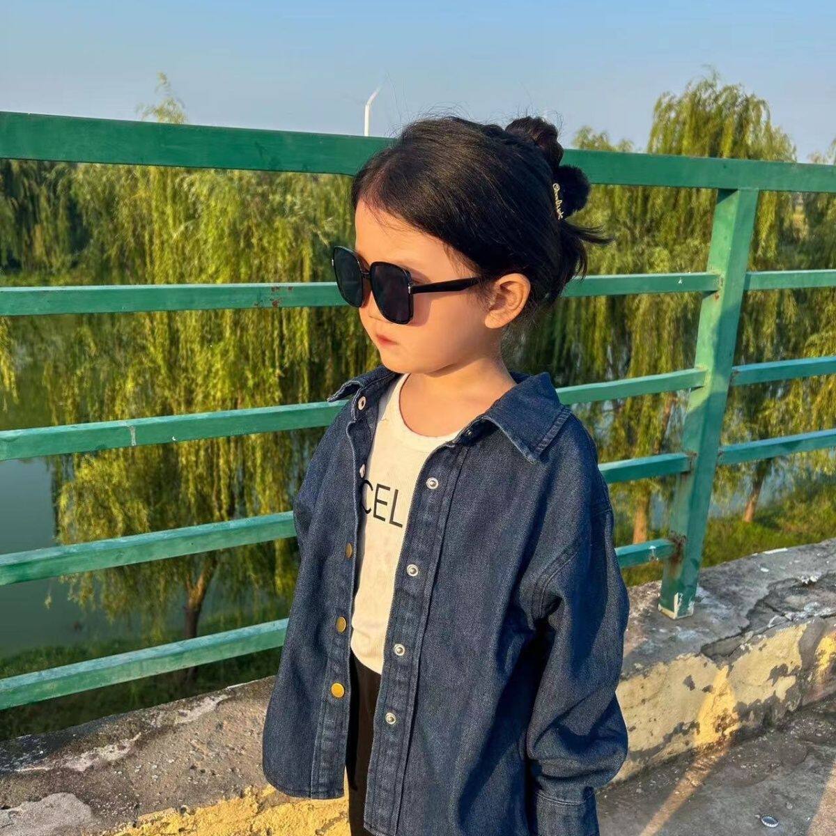 女童牛仔衬衫外套2026春秋新款韩版休闲洋气儿童宝宝衬衣上衣童装