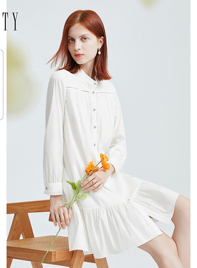 菲妮迪品牌连衣裙2024秋季设计感荷叶边白色气质休闲A字裙女