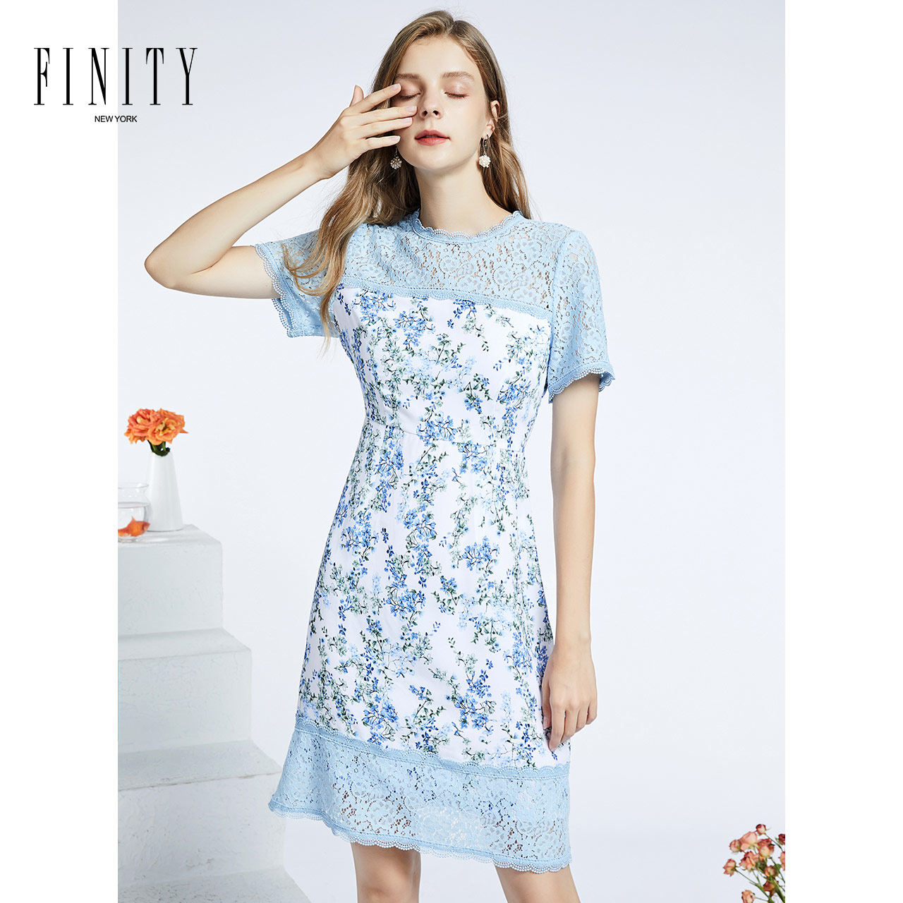 FINITY菲妮迪清新优雅裙子女夏装时尚蕾丝拼接淑女风印花连衣裙