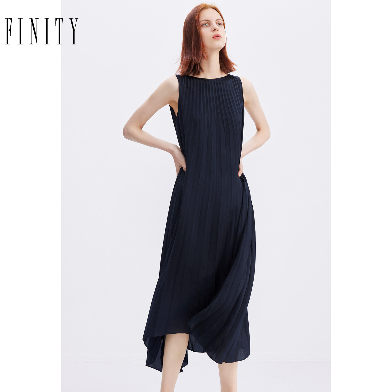 FINITY商场同款春夏无袖百褶裙子宽松法式时尚简约连衣裙