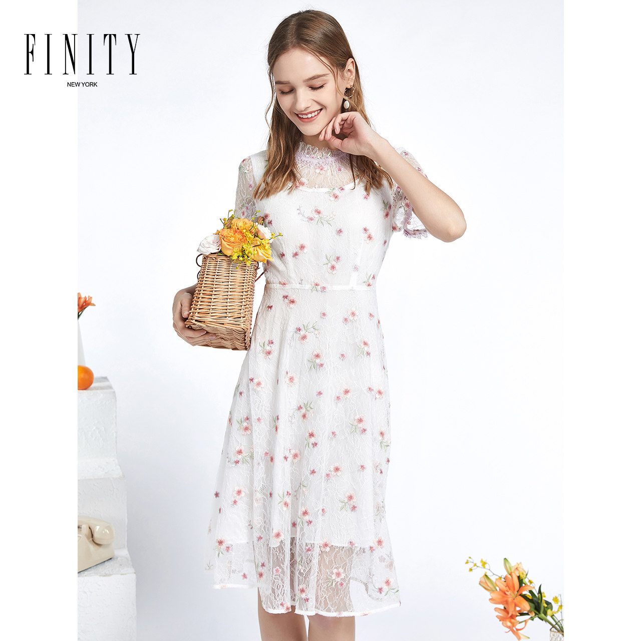 FINITY菲妮迪夏装时尚轻熟风假两件性感显瘦轻薄法式蕾丝连衣裙