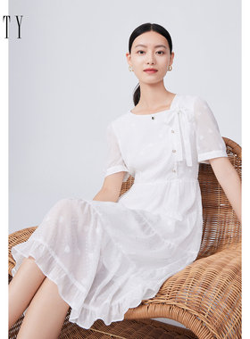 FINITY菲妮迪品牌连衣裙夏季简约白色圆领设计感时尚短袖裙子