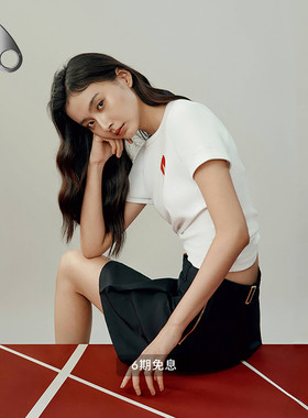 [明星同款]MOOSE KNUCKLES 2025七夕限定系列女士修身短款T恤