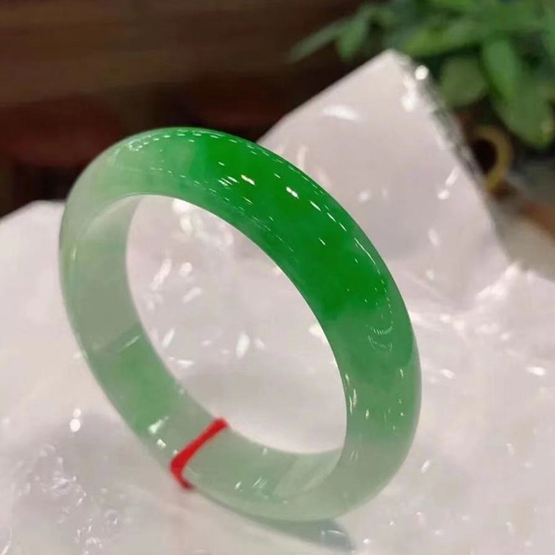 周z大福缅甸翡翠手镯玉镯正阳绿翡翠圆条手镯飘绿飘花冰糯种翡翠