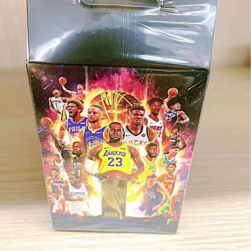 原装正品PANINI球星卡礼品包装精品卡帕尼尼NBA球星卡盒装限量-封面