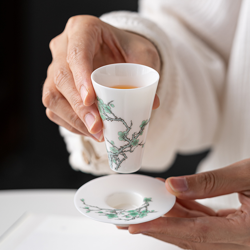 手绘绿梅主人杯简约陶瓷闻香杯