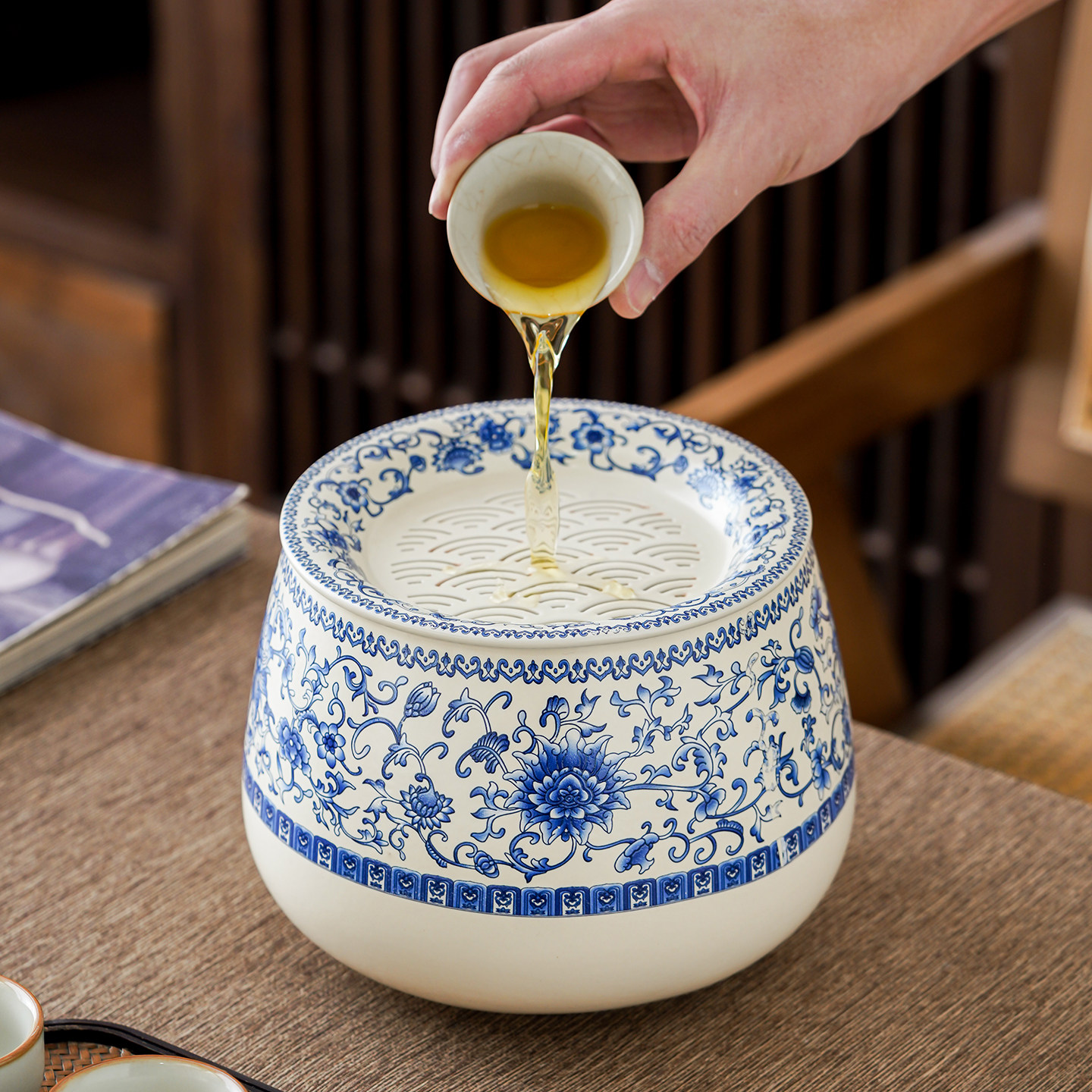 晟窑缠枝莲茶洗茶渣缸陶瓷建水水盂废水桶烟灰缸茶具配件茶水缸