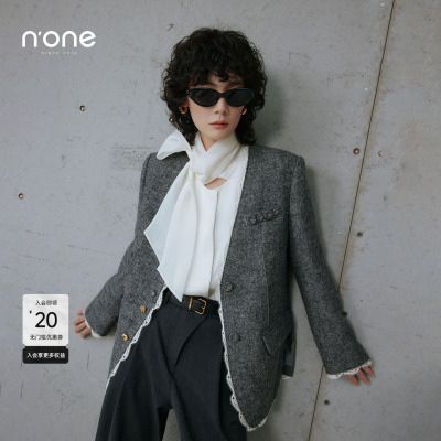 none法式V领蕾丝边拼接西装外套