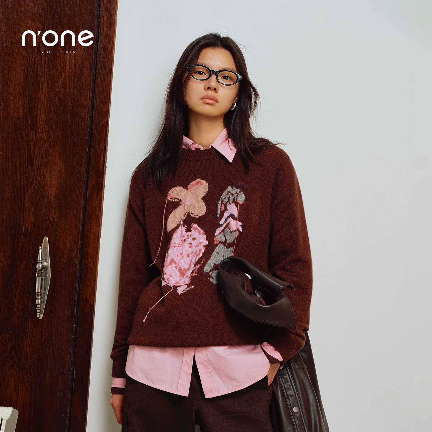 none100%绵羊毛刺绣图案毛衣