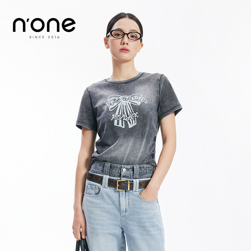 none烫钻蝴蝶印花重工脏洗T恤图片