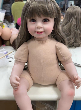 22寸新款六颗牙仿真小女孩娃娃裸娃 衣服可自由搭配