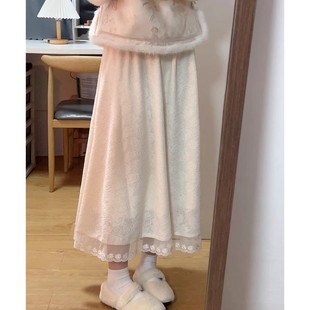 甜美新中式蕾丝拼接A字半身裙女加绒松紧腰温柔风显瘦保暖长裙