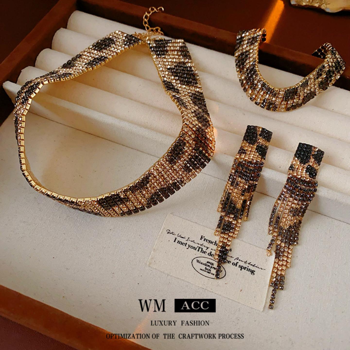 镶钻豹纹长方形流苏耳环小众百搭复古手链项链轻奢高级感首饰套装