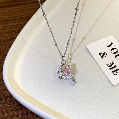 月神降临爱心环绕锆石项链女2024新款轻奢小众设计感甜美风锁骨链