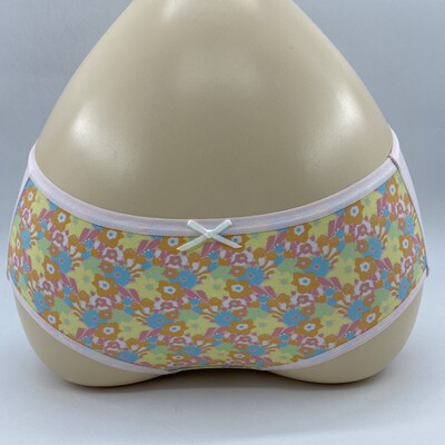 sloggi甜美风少女中腰平角内裤