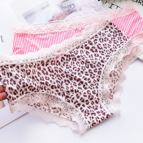 PINK牛奶丝超薄低腰纯棉档三角裤