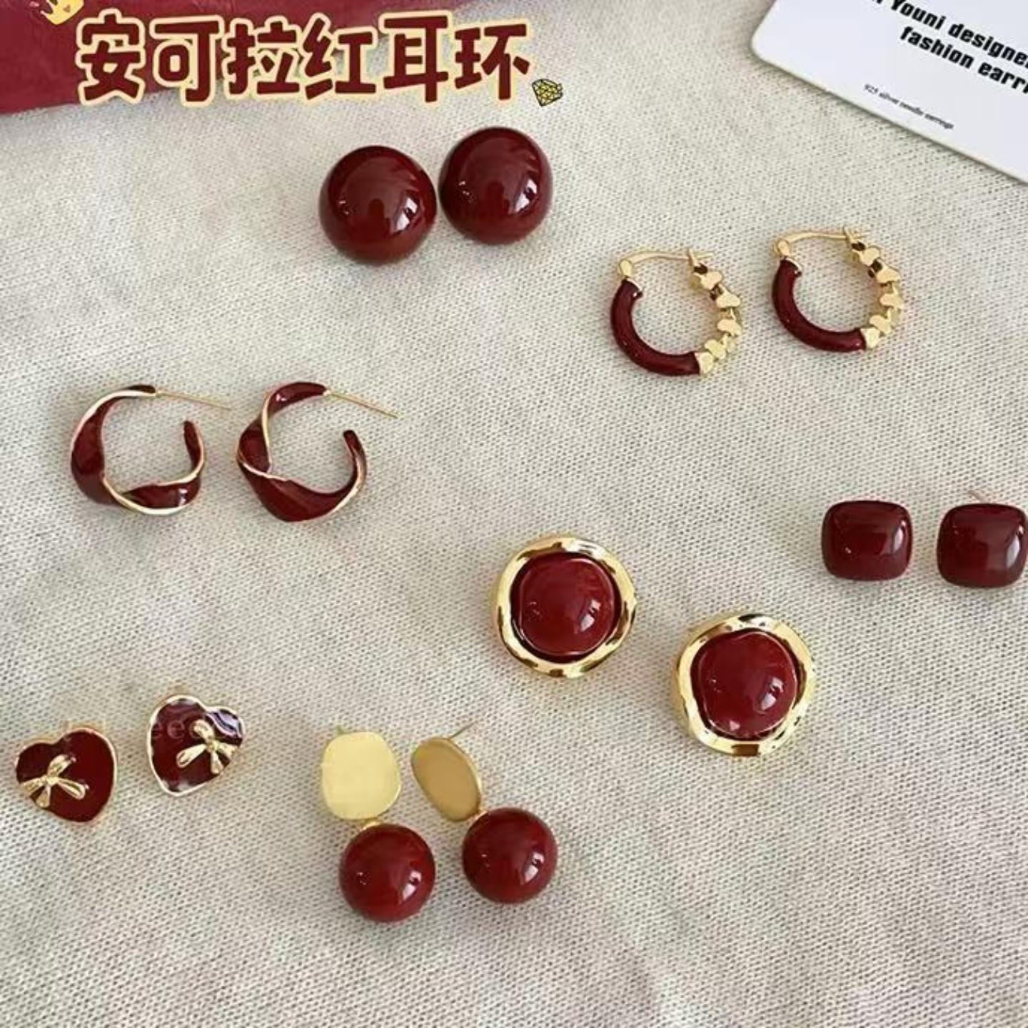 银针亚克力几何圆形爱心耳钉安可拉红简约耳环小众高级感甜美耳饰