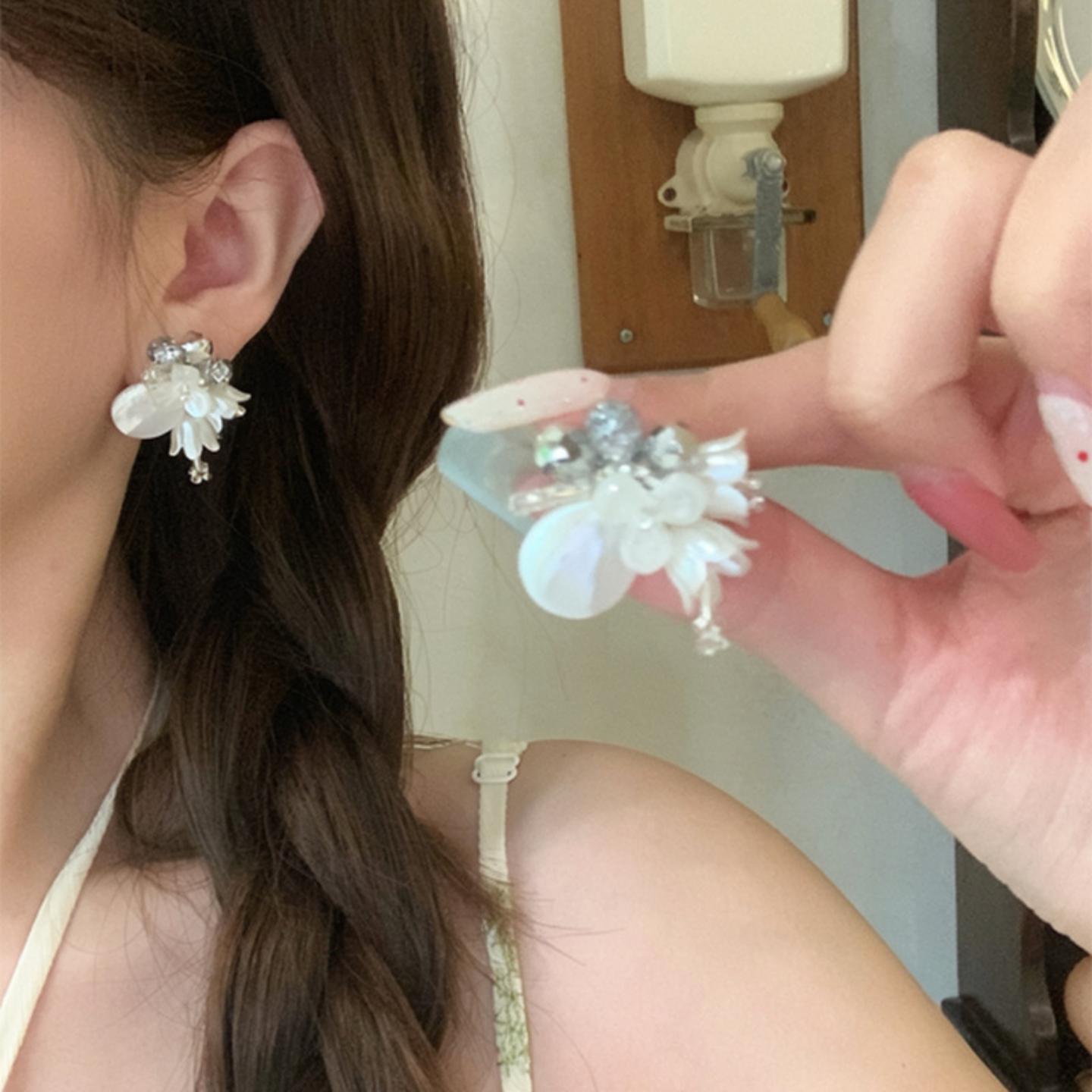 耳畔生花水晶花朵水滴珍珠耳钉