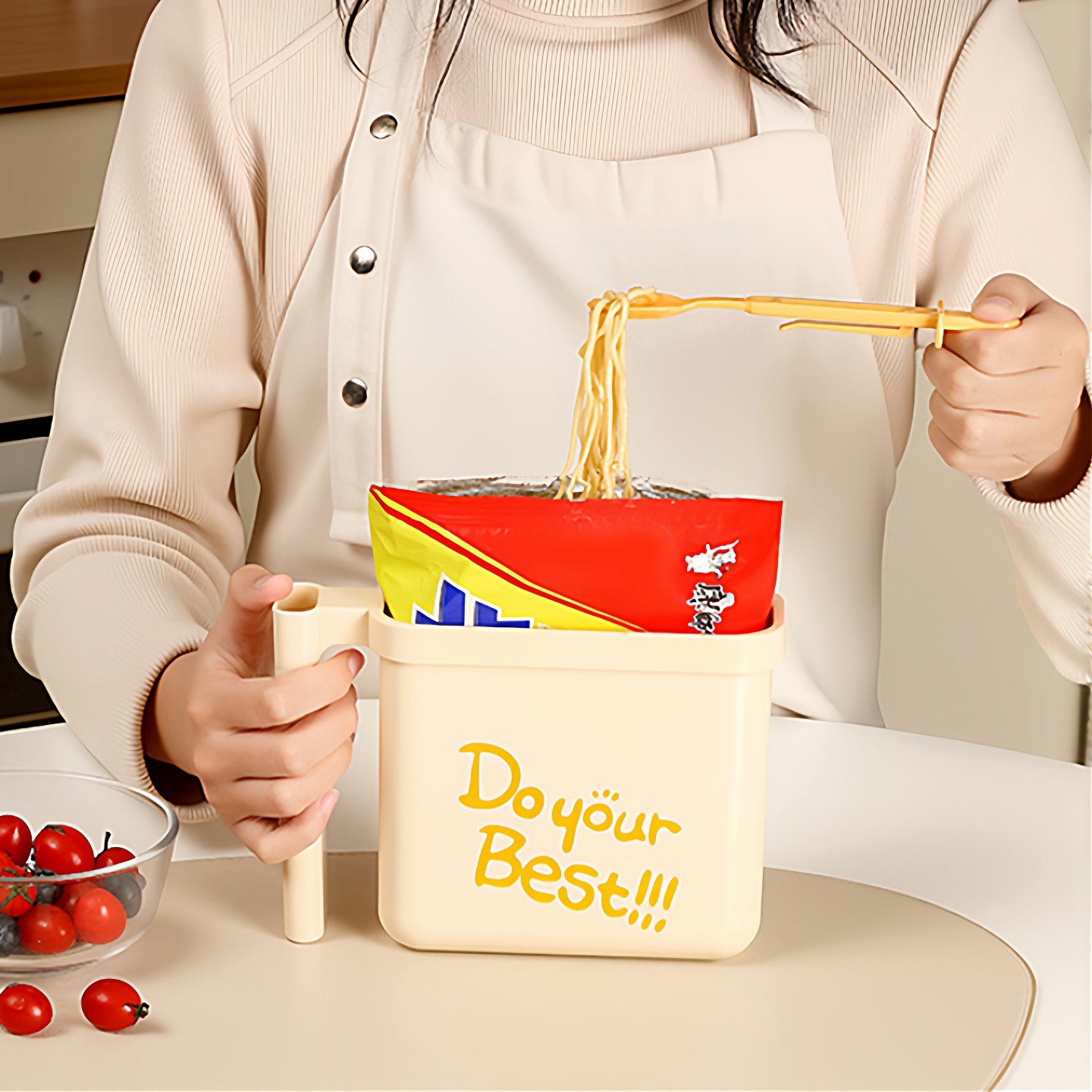 学生宿舍泡面碗卡通可爱带叉子袋装方便面碗泡面神器耐高温塑料碗,餐饮具,泡面碗,淘宝优惠券,粉丝福利购,淘宝优惠卷