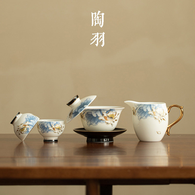 羊脂玉瓷悬停三才盖碗一壶两杯
