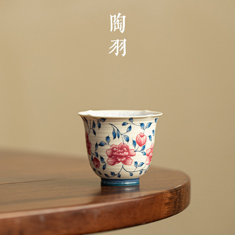 结晶釉缠枝莲牡丹大花口杯