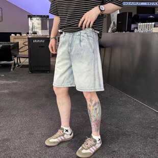 夏季时尚潮牌美式高街痞帅宽松休闲百搭浅蓝色男士牛仔短裤五分裤