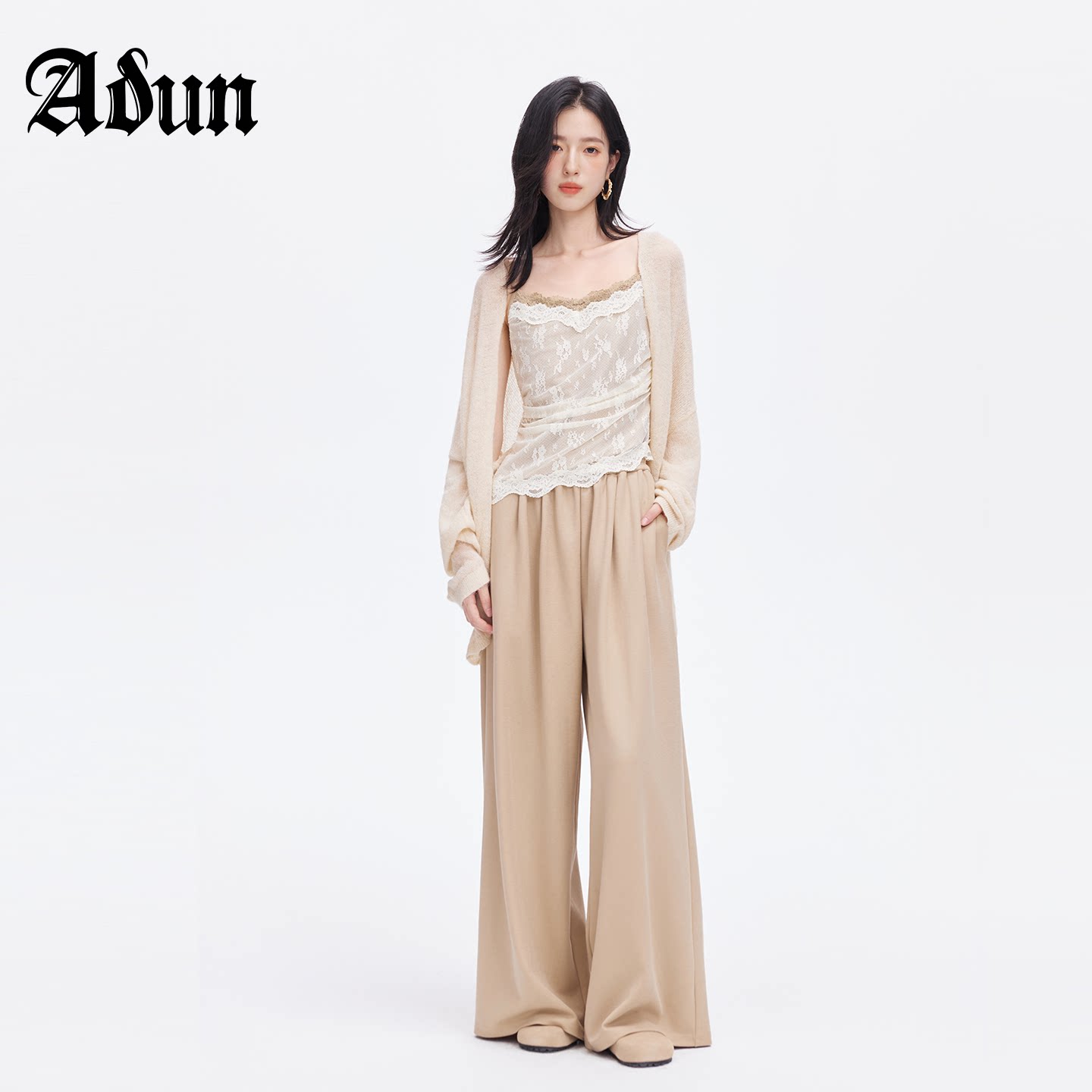 Abun2026秋季女人味优雅套装图片