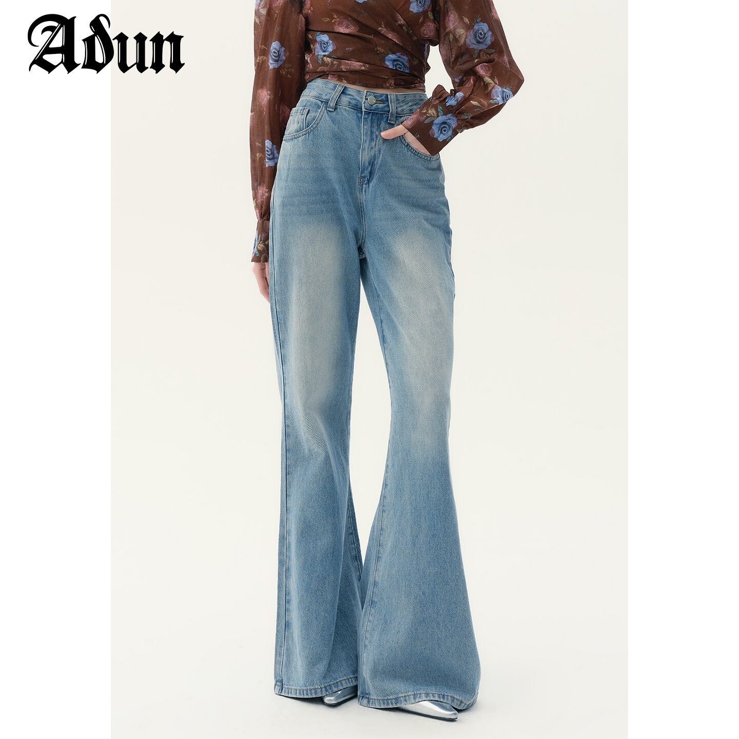 Abun【商场同款】2026秋季新品直筒复古微喇高腰牛仔裤女