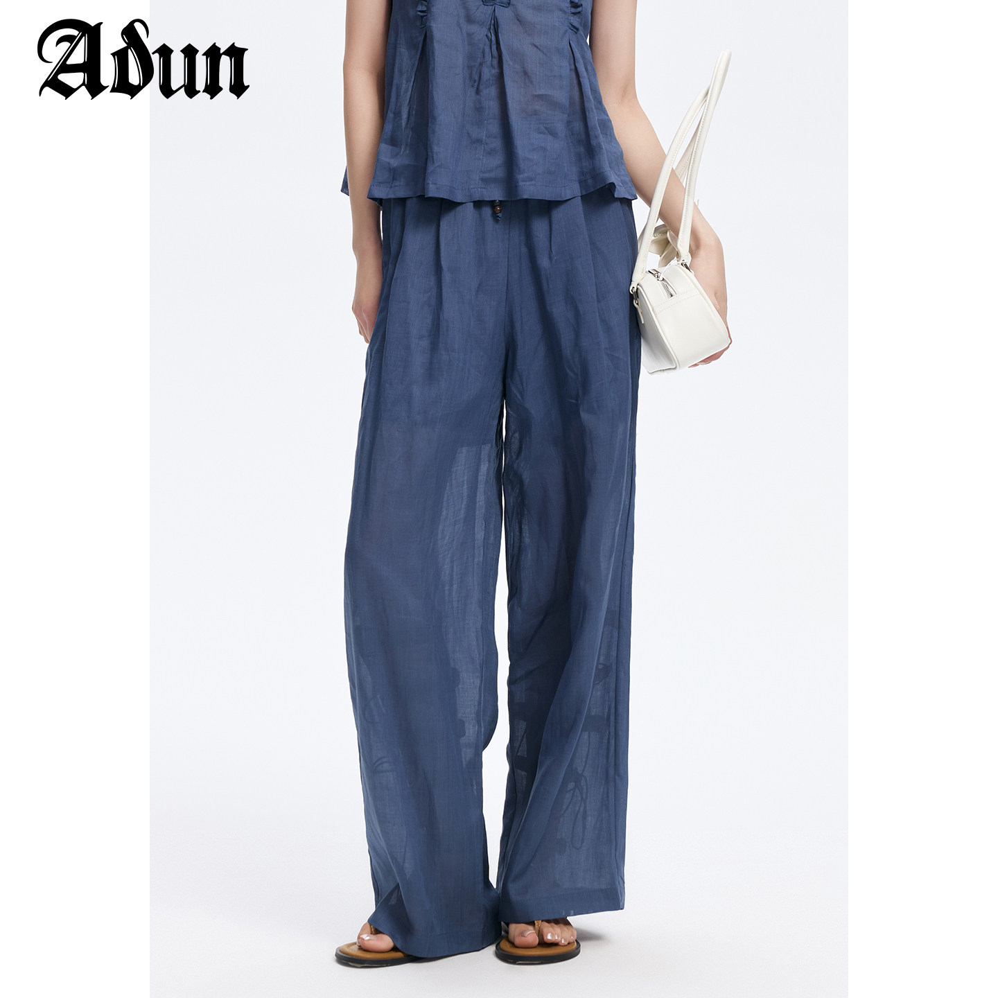 Abun【商场同款】夏季新品牛仔蓝薄款休闲裤女宽松舒适高腰