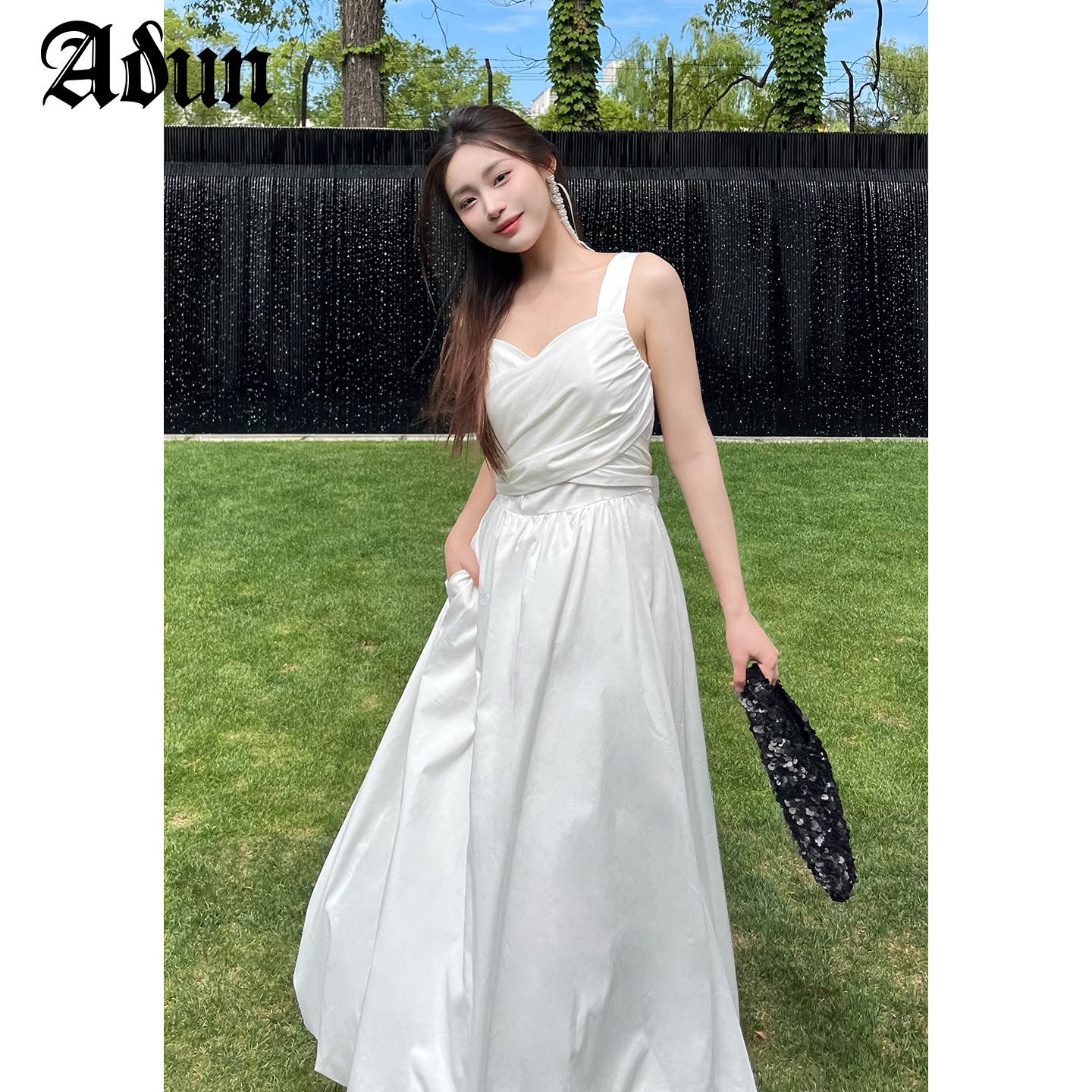 Abun【商场同款】新品交叉绑带立体捏褶花苞连衣裙女夏薄款图片