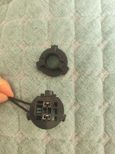 大众凌度朗逸斯柯达明锐led大灯近光远光H7灯座灯泡卡座固定卡扣