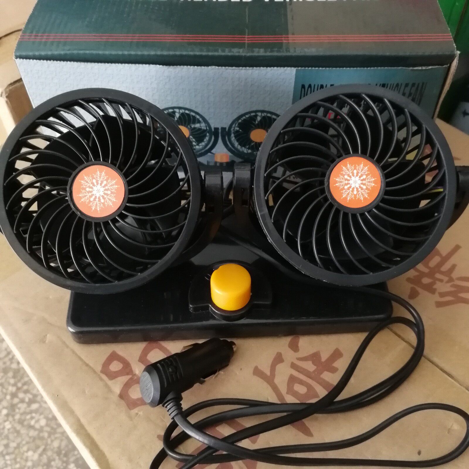 车载风扇12v电风扇24v大货车强力静音制冷车用双头小电扇汽车风扇
