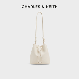 CHARLES&KEITH24夏新款 柔软单肩水桶包女 10271282简约抽绳式 CK2