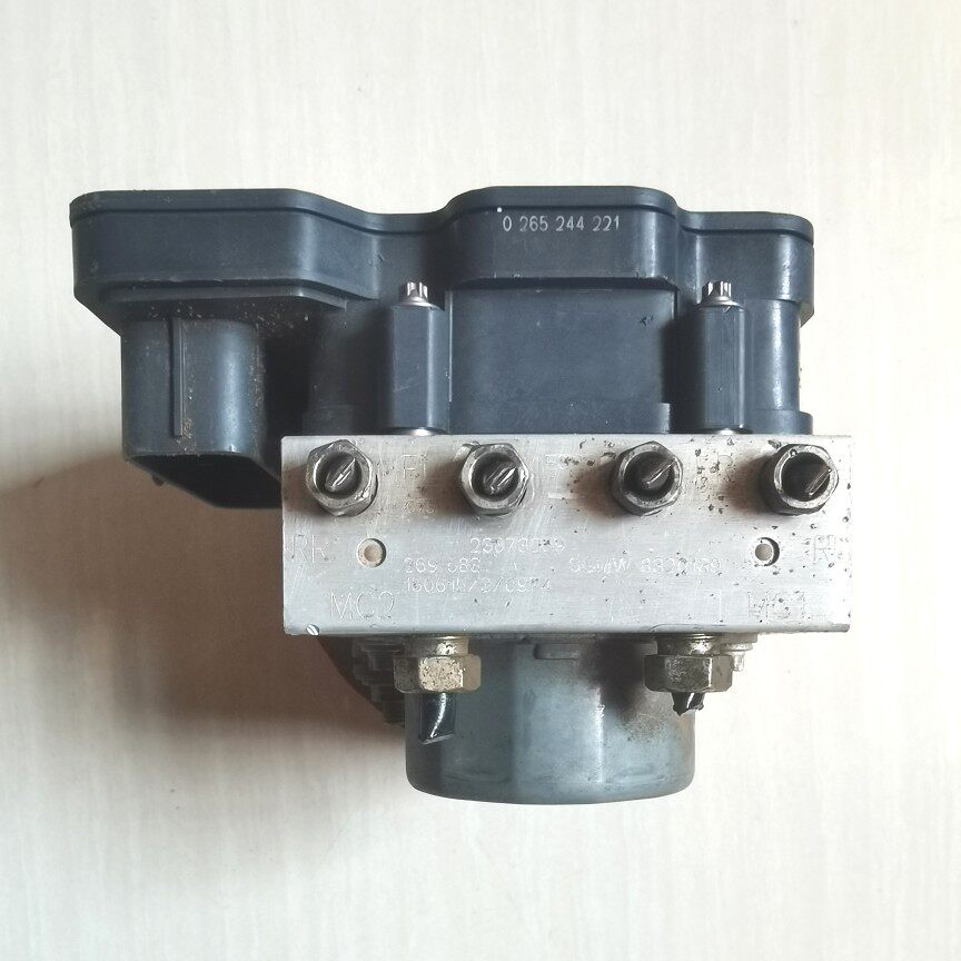 适配于宝骏730刹车总泵ABS泵总成防抱死制动控制单元模块23873259