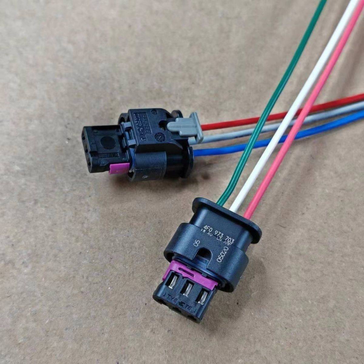 适配博士点火线圈插头康明斯曲轴传感器插头汽车货车通用插头3线