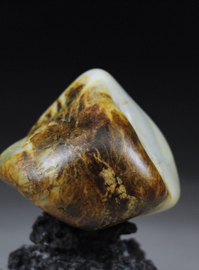 和田玉籽料原石485.2克 正宗新疆和田虎皮青白玉石毛料原料小摆件