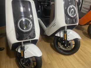 小牛电动车原厂原装NT/NLT.NL前泥板前泥瓦前挡水板挡板前轮泥板