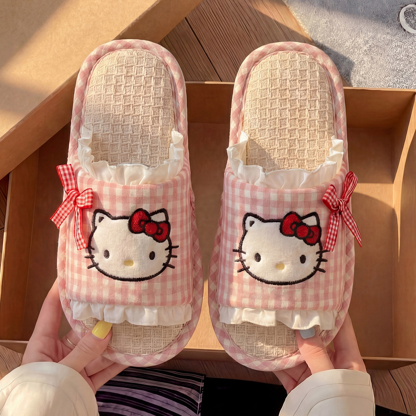 可爱kt猫亚麻拖鞋女款春秋四季室内居家软底防滑静音地板棉布拖鞋